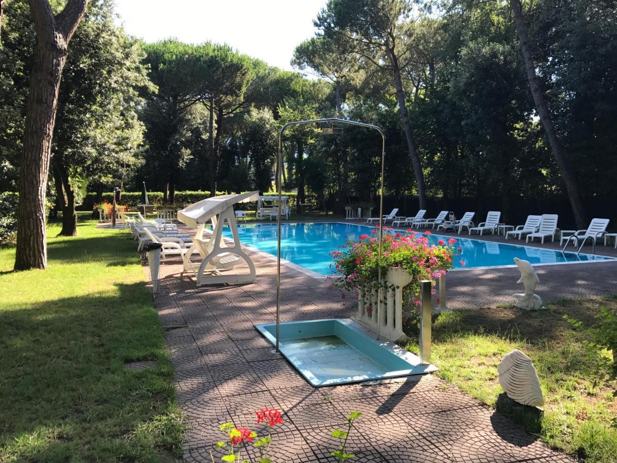 Residence Il Fortino Marina di Massa Exterior foto